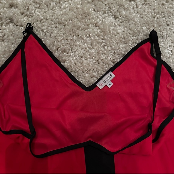 GUESS Red & Black Flowy Dress - Size Large - Excellent Condition - Picture 2 of 5